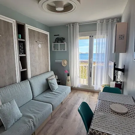 Mini-studio Climatise, Vue Sur L'etang - 2 Pers. - Fr-1-503-194 Apartment *